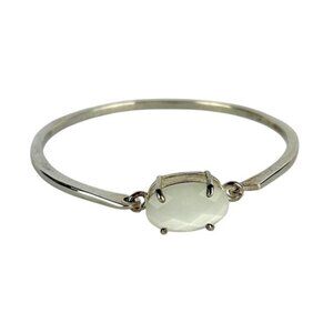 Silver Gemstone Bangle Bracelet – Elegant & Minimalist Design